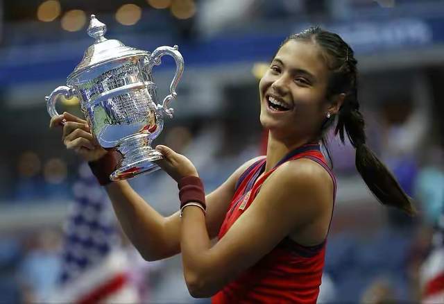 11个篮板 11个篮板